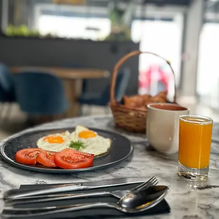 19 Tile Ceramic Concept - By Unlock Penzion