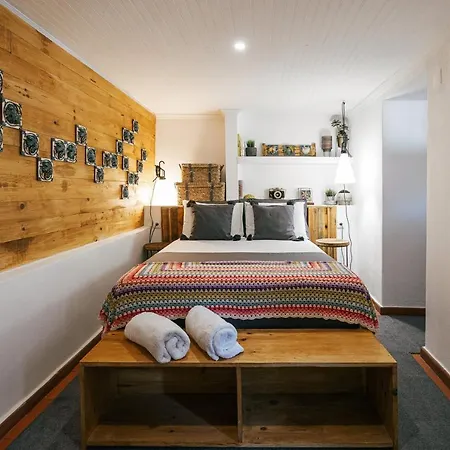 Guest house 19 Tile Ceramic Concept - By Unlock