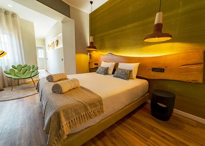 19 Tile Ceramic Concept - By Unlock קלדס דה ריינה