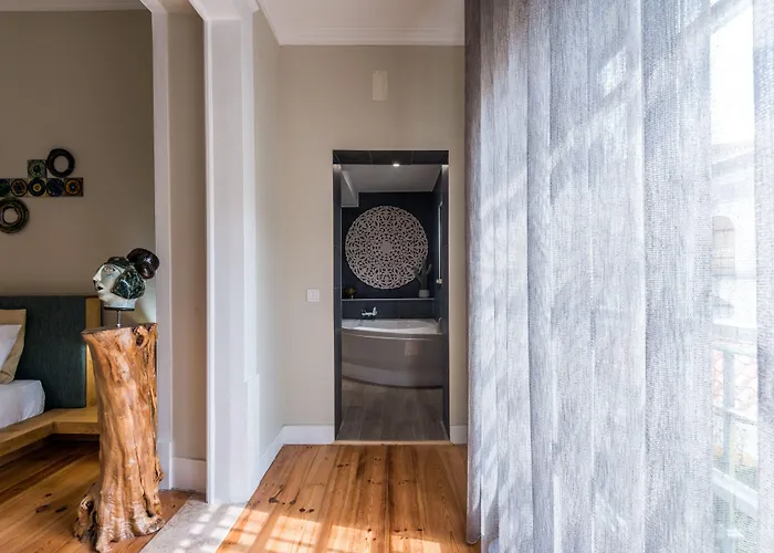 19 Tile Ceramic Concept - By Unlock קלדס דה ריינה