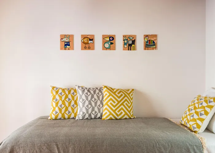 19 Tile Ceramic Concept - By Unlock בית הארחה קלדס דה ריינה