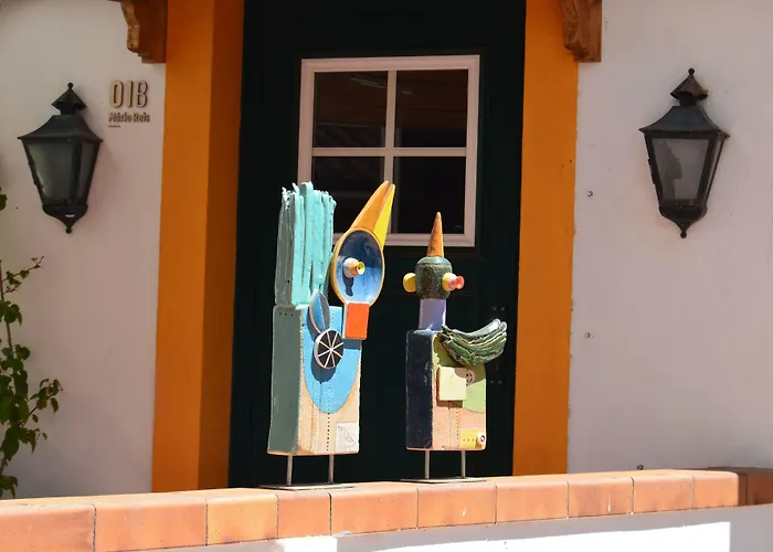 19 Tile Ceramic Concept - By Unlock קלדס דה ריינה