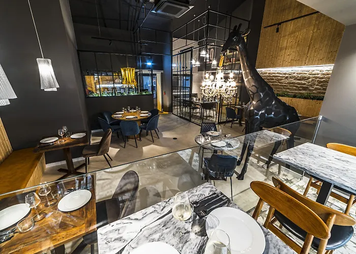 19 Tile Ceramic Concept - By Unlock קלדס דה ריינה