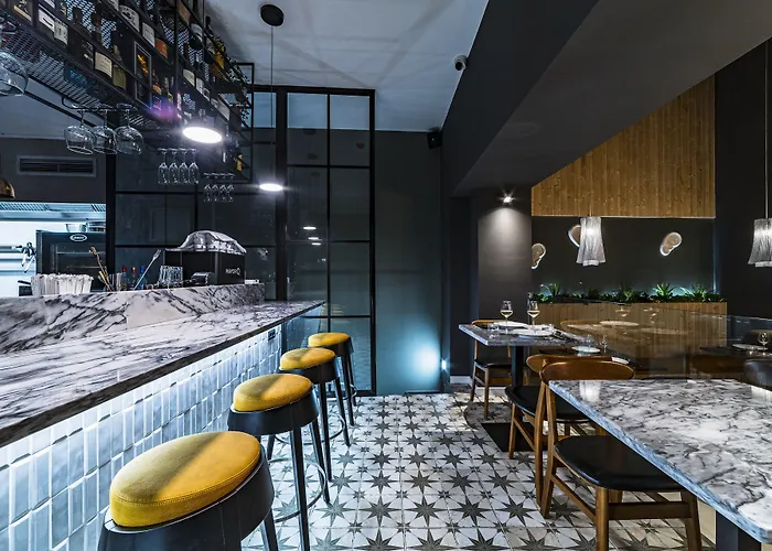 בית הארחה 19 Tile Ceramic Concept - By Unlock קלדס דה ריינה