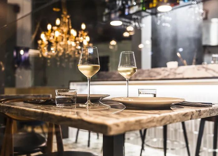 בית הארחה 19 Tile Ceramic Concept - By Unlock קלדס דה ריינה